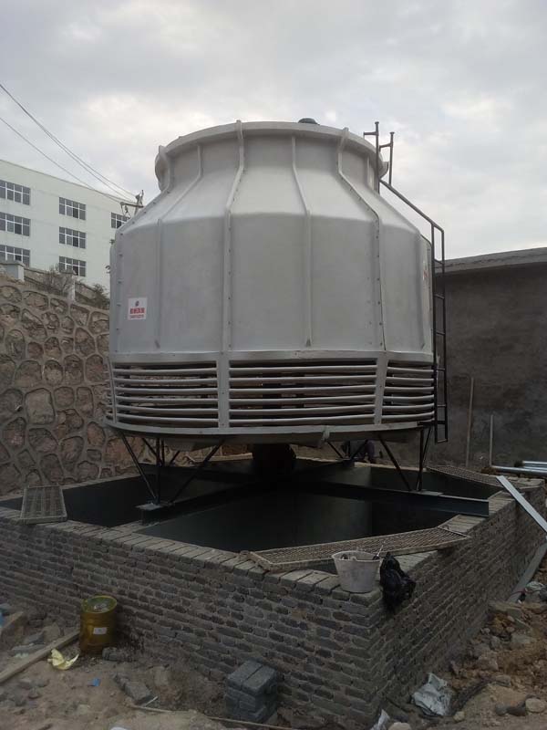 贵州六盘水150T冷却塔,DBNL-3系列冷却塔安装现场