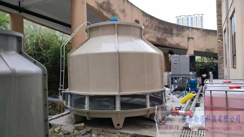 贵州遵义200T 圆形玻璃钢冷却塔安装现场